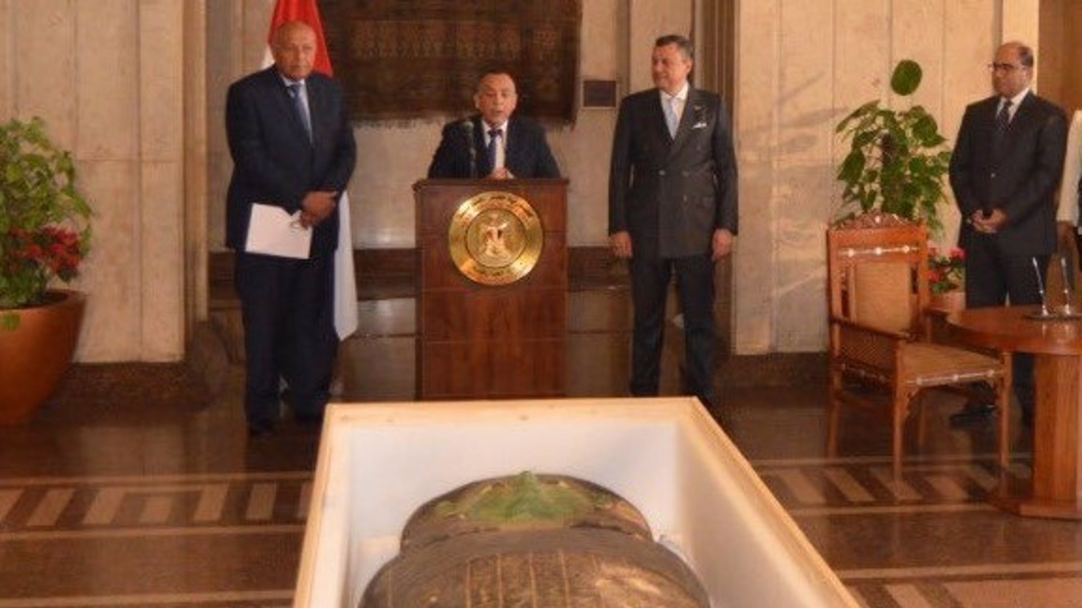 Estados Unidos devuelve a Egipto el ‘Sarcófago Verde’, robado de contrabando