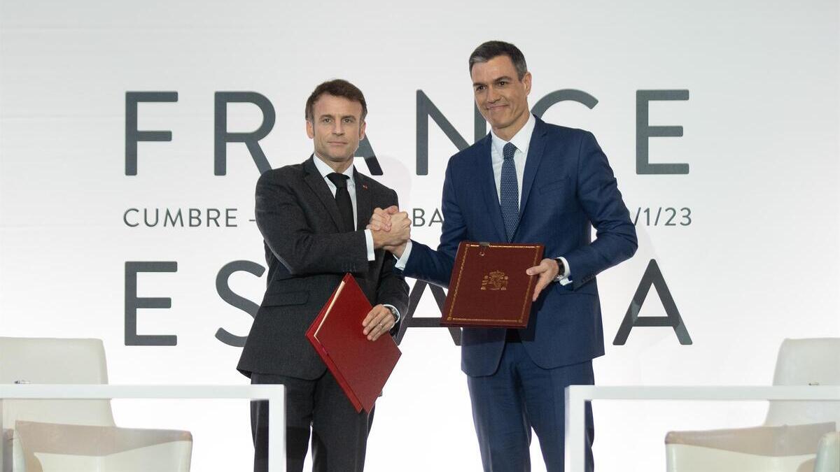 España y Francia pactan hacer un frente común en la UE y hacer ‘intercambios’ de ministros