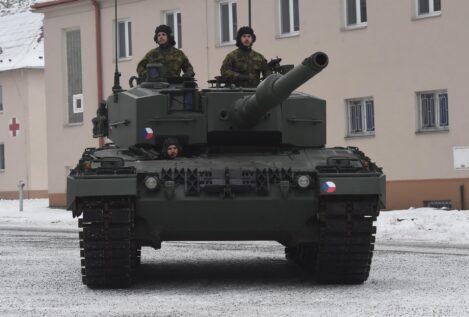 Ucrania asegura que los aliados ya tienen todo listo para mandar los tanques Leopard