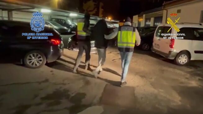 Detenido en Gerona un presunto yihadista que preparaba un atentado con armas blancas