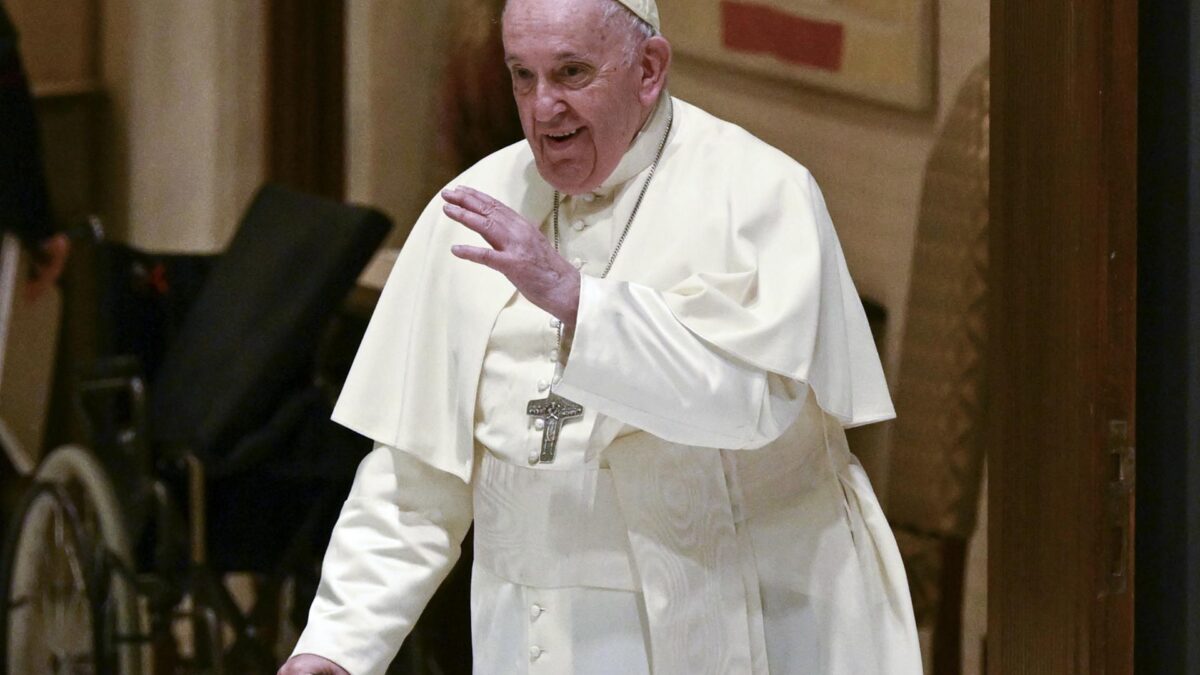El papa Francisco celebra el acuerdo conjunto entre religiones para pedir que la Inteligencia Artificial sea ética y digna