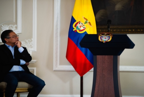 Petro pacta el cese de hostilidades con el ELN y otros cuatro grupos armados de Colombia