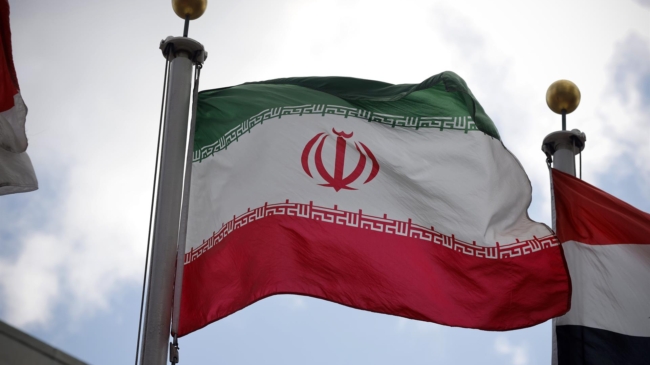 Irán condena a 40 años de prisión y 74 latigazos a un belga acusado de espiar para EEUU