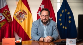 El alcalde de Paracuellos  de Jarama (Madrid) recibe una carta con dos balas en su domicilio