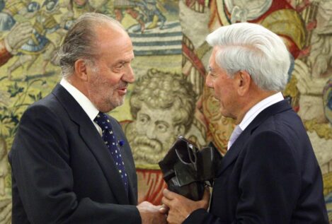 Juan Carlos I asistirá en París al ingreso de Vargas Llosa en la Academia Francesa