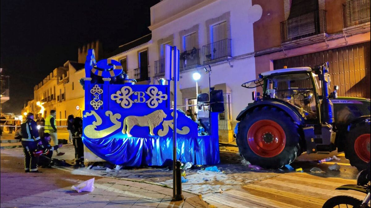 Un vídeo muestra cómo la carroza de Marchena circuló sin control 15 metros durante siete segundos