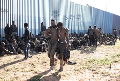 Cuatro inmigrantes subsaharianos saltan doble vallado con Marruecos y cruzan a Ceuta