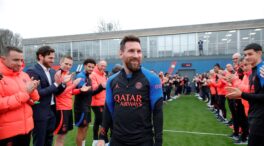 (VÍDEO) Messi, recibido con honores en la vuelta a los entrenamientos con el PSG: pasillo para celebrar su Mundial