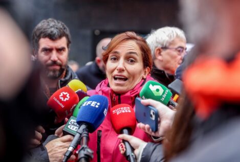 Mónica García plantea crear 10.000 viviendas públicas y un «impuesto a la especulación»