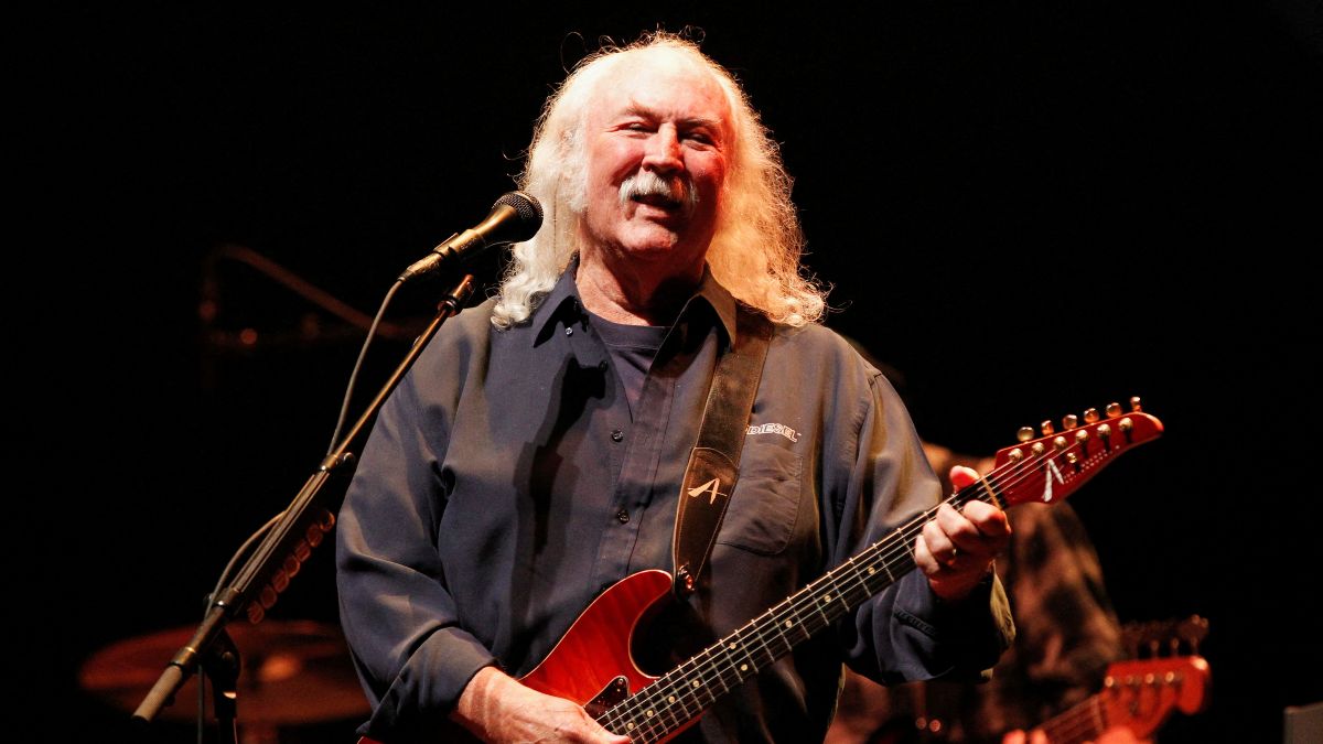 Muere David Crosby, legendario guitarrista y pionero del folk-rock en Estados Unidos