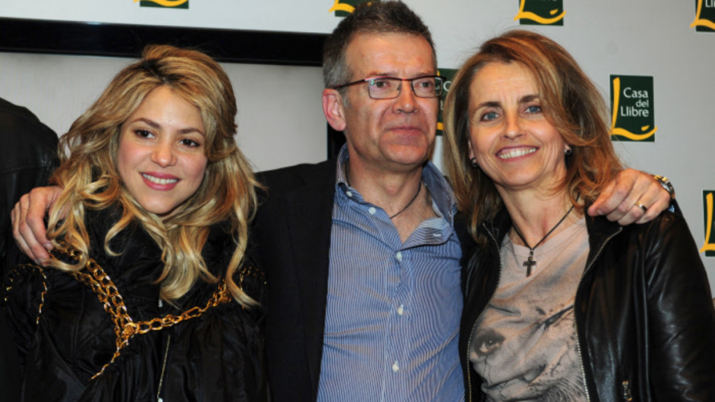 Shakira, junto a Gerard Piqué y sus suegros. Gtres