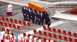 Un músico español, encargado de tocar el órgano en el funeral de Benedicto XVI
