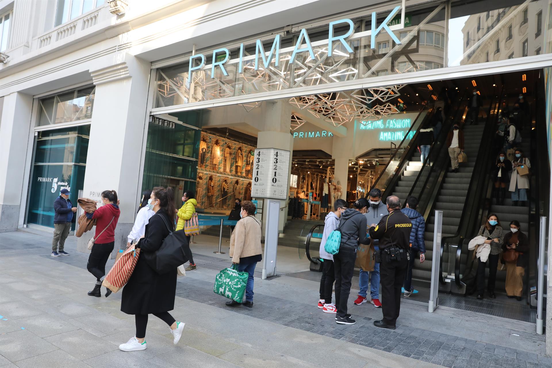 Primark incrementó un 18% sus ventas en una campaña navideña «muy fuerte»