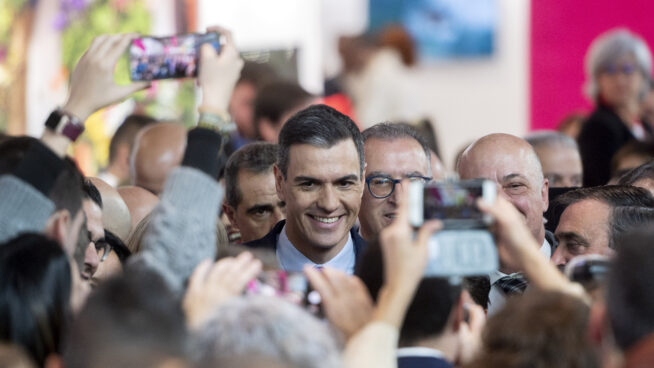 La subida de los carburantes y de los alimentos amenaza el año electoral de Pedro Sánchez