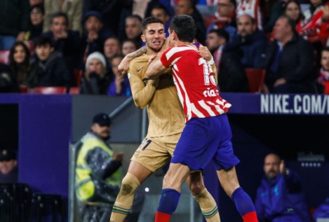 Savic y Ferrán, suspendidos dos partidos por su 'enganchón' durante el Atlético y el Barcelona