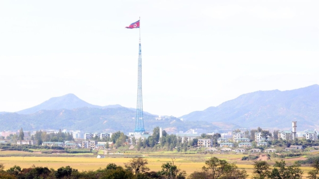 Seúl acusa a Corea del Norte de enviar un dron a las proximidades de la oficina del presidente