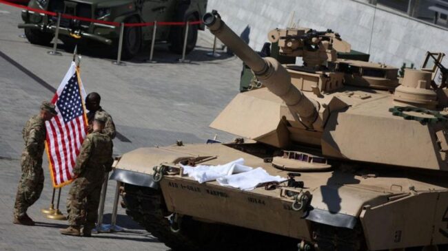 El embajador ruso advierte a Estados Unidos en caso de que mande tanques Abrams a Ucrania: "Serán destruidos"