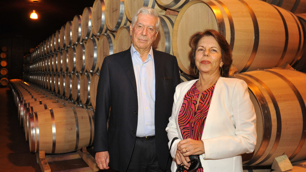 Mario Vargas Llosa y Patricia en 2012.