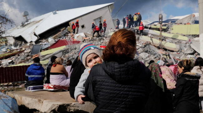 Los muertos por los terremotos en Turquía y Siria son ya más de 7.200: «Era el apocalipsis»