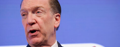 El presidente del Banco Mundial, David Malpass, anuncia su dimisión