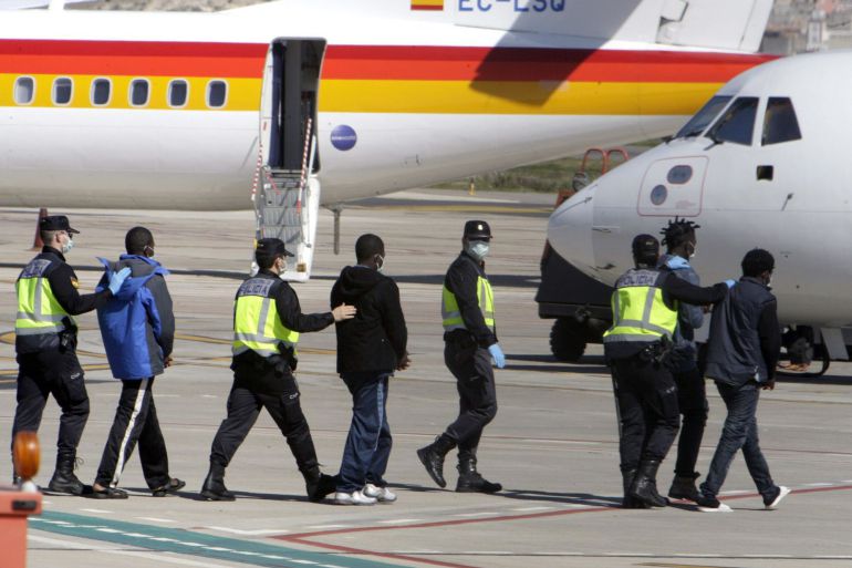España ha expulsado a un centenar de extranjeros en la última década por motivos de seguridad nacional