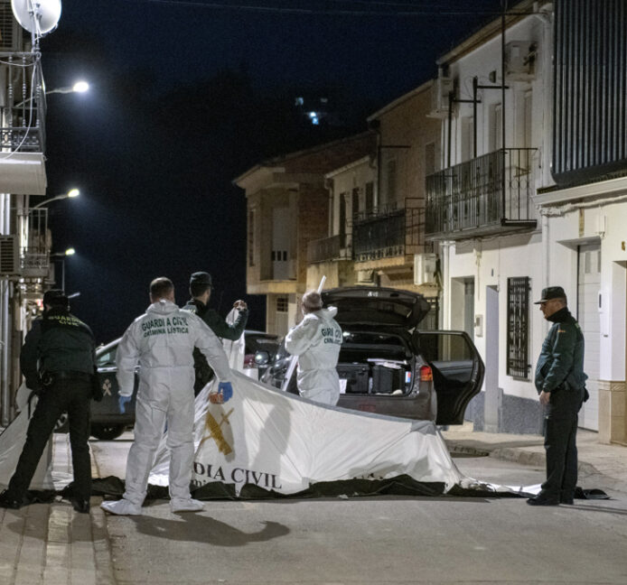 Un matrimonio hallado muerto en Jaén podría haberse suicidado con la misma escopeta