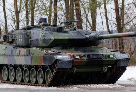 El fabricante de los Leopard se ofrece a aumentar la producción de tanques