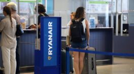 La Inspección de Trabajo sanciona a Ryanair por no abonar el SMI a los tripulantes de cabina