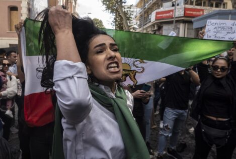¿Hasta cuando podrán las mujeres iraníes dejar de usar el velo islámico tras las protestas?