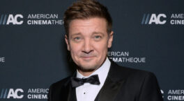 El actor Jeremy Renner, esperanzado en su recuperación tras romperse más de 30 huesos