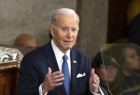 Biden ordena abatir un objeto no identificado que volaba sobre Alaska