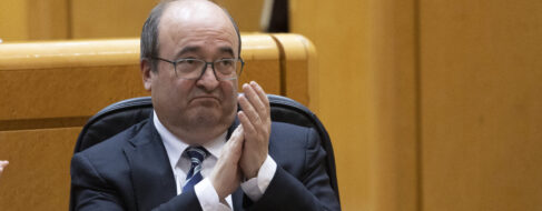 El Gobierno ultima el decreto que subirá un 200% el canon digital a los móviles