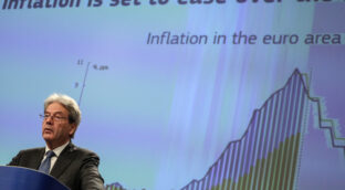 La UE agota el plazo para responder a España por el tercer desembolso de fondos europeos