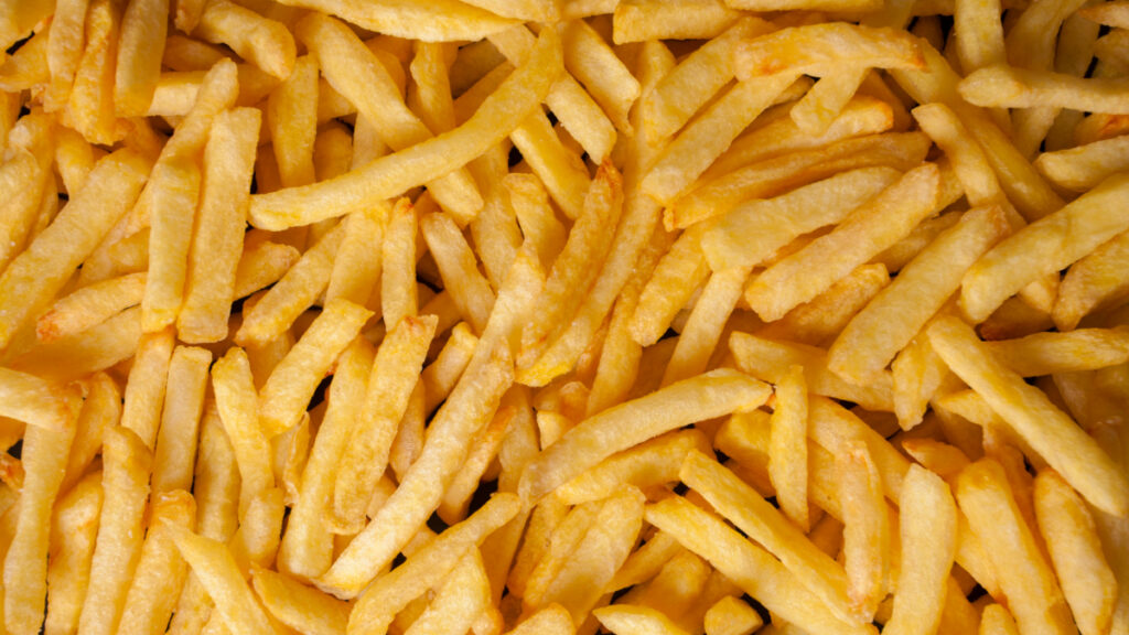 Vista cenital de patatas fritas