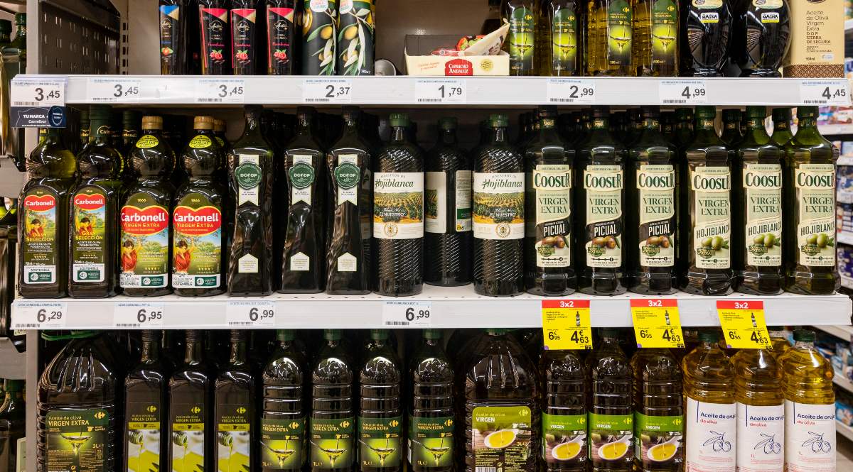 Los elevados precios desploman la exportación de aceite de oliva un 30%