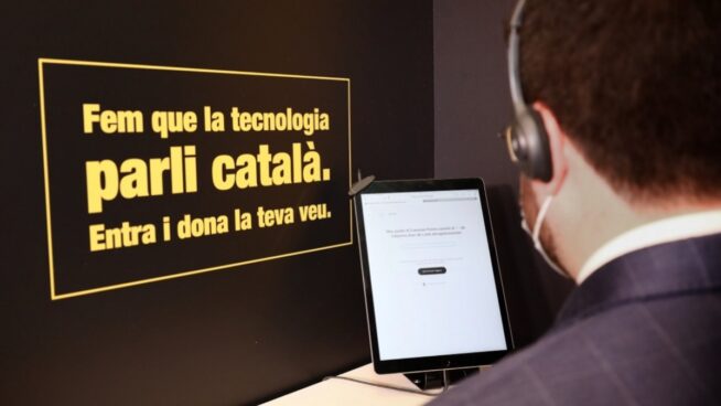El plan del Govern para que la tecnología 'hable' en catalán se estanca: Alexa seguirá sin hacerlo