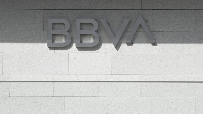 BBVA canalizó 50.000 millones en negocio sostenible en 2022, un 41% más