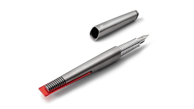 Montblanc y Ferrari escriben un nuevo capítulo juntos
