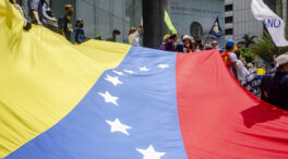 La oposición venezolana convoca en octubre las primarias para elegir a un candidato único