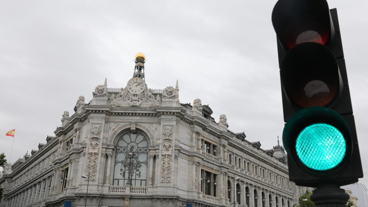 El Banco de España busca aseguradora para sus coches con una oferta de derribo