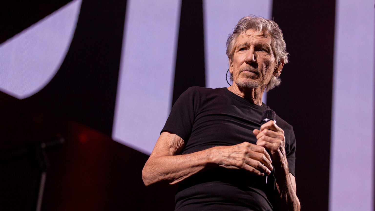 El cantante Roger Waters afirma que Rusia ha sido provocada para invadir Ucrania