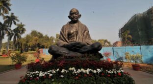 Paradojas del asesinato de Gandhi