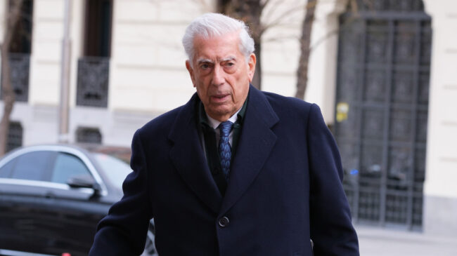 Novedades sobre el estado de salud de Mario Vargas Llosa tras cinco días ingresado