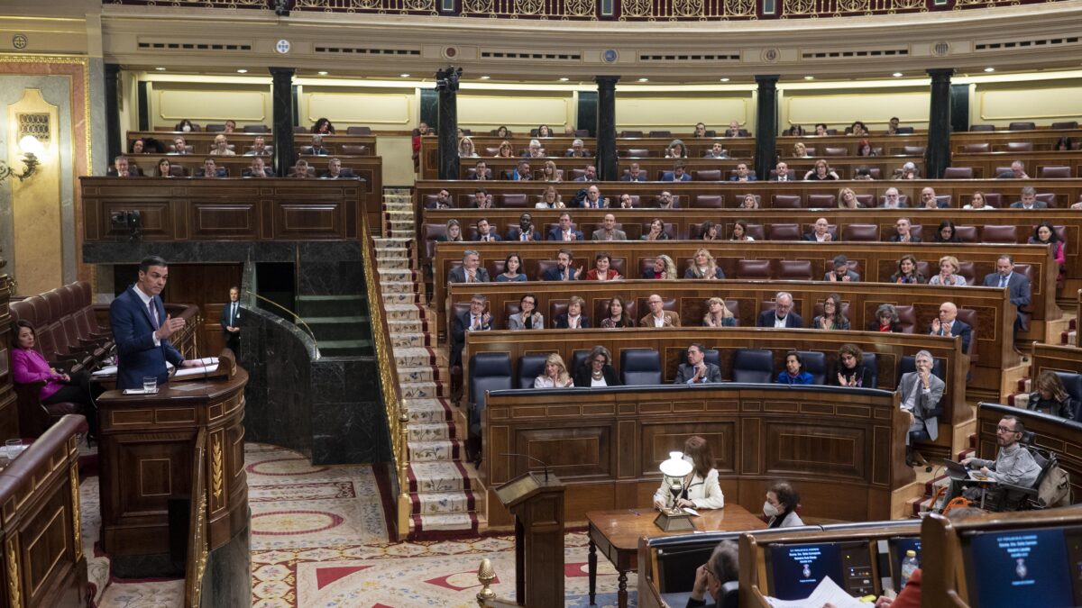 España ha producido 255.000 páginas de legislación empresarial en el último año