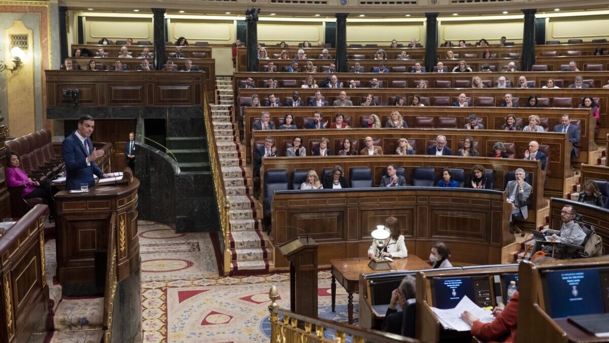 España ha producido 255.000 páginas de legislación empresarial en el último año