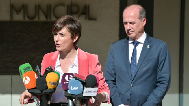 El Gobierno ve «poco estético» el 'caso Barça' y pide mantener los «valores» del deporte