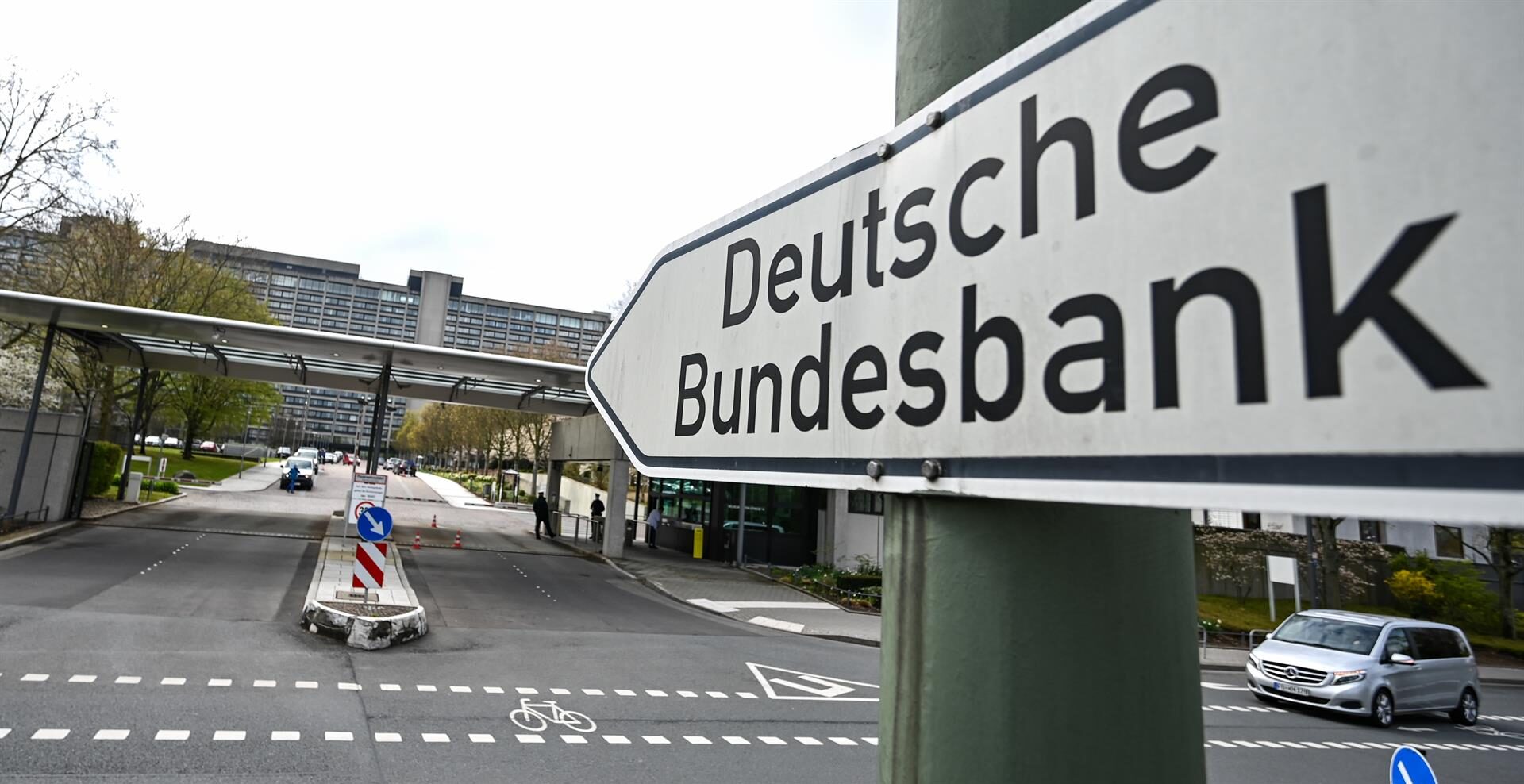 El Bundesbank anticipa que Alemania entre en recesión al comienzo de 2023