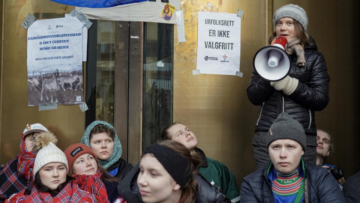 Greta Thunberg, desalojada de unas protestas en la sede del Ministerio de Energía noruego