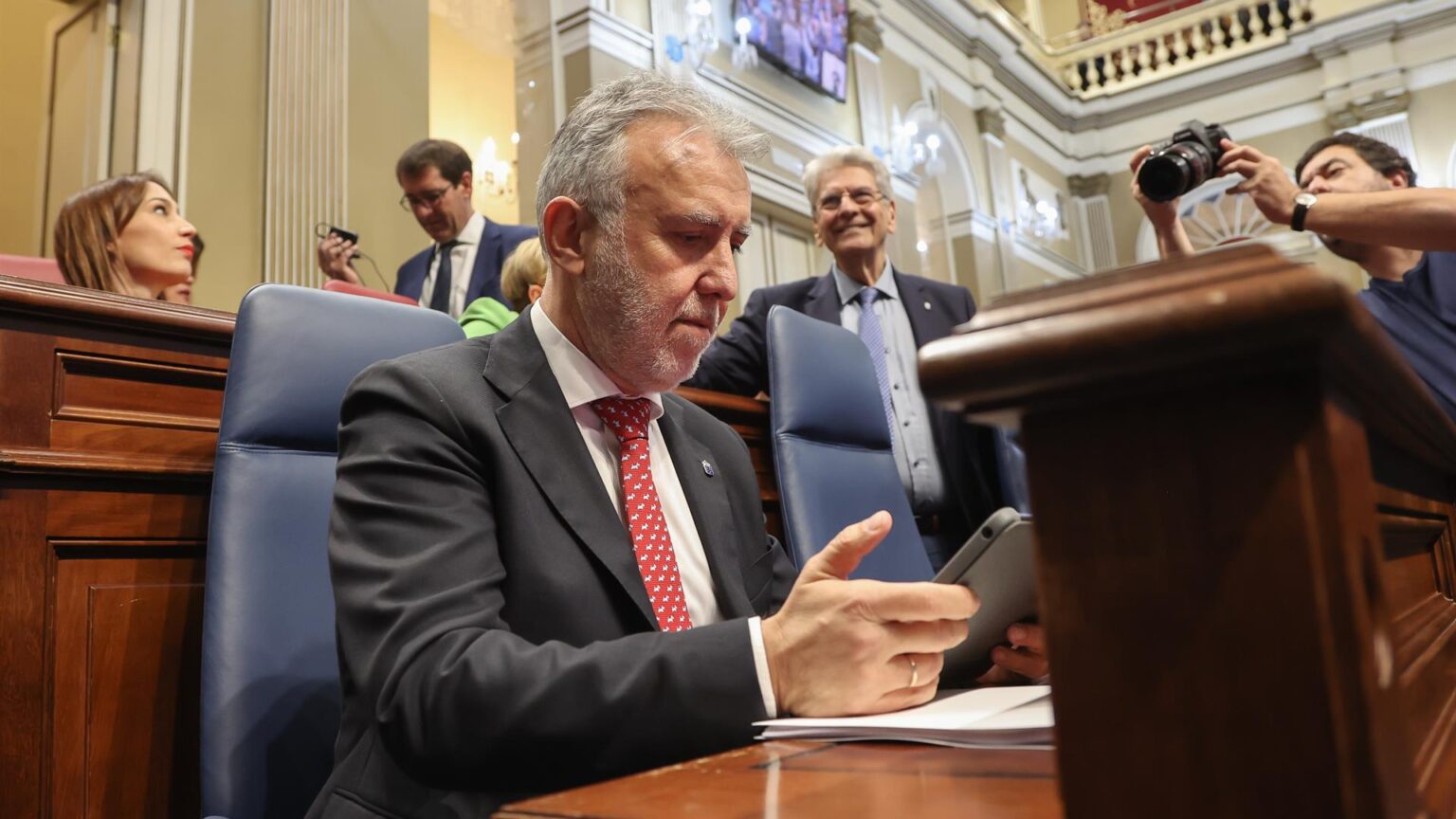 Torres pide disculpas por el ‘caso Mediador’ y afirma que la trama «daña» al PSOE