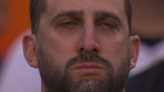 (VÍDEO) La Super Bowl de 2023 también se pasa el juego con el himno: las lágrimas son incontenibles